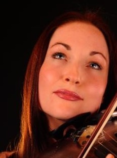 Catya_by_M_Roud_14_only_head,_small.jpg Catya_Maré_Hollywood_Music_in_Media_Award_Billboard_Grammy_Celebrity.jpg_sexy_violin_Billboard_World_Song_Contest_Enya_Sarah_Brightman_Andrea_Bocelli_Celtic_Woman_New_Age_Catya_Maré